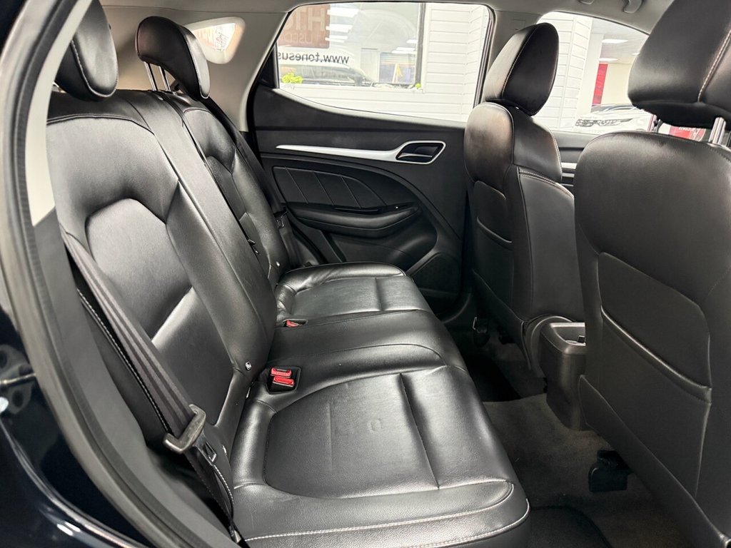 Used MG MG ZS 2018 for sale - 76776669: Photo 4