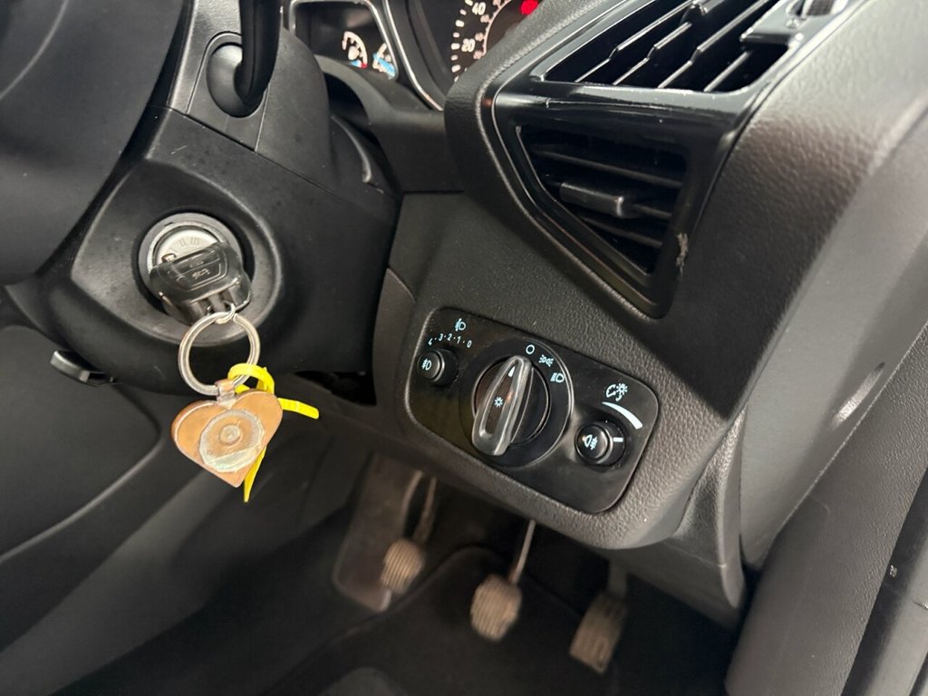 Used Ford Grand C-Max 2018 for sale - 76986251: Photo 24