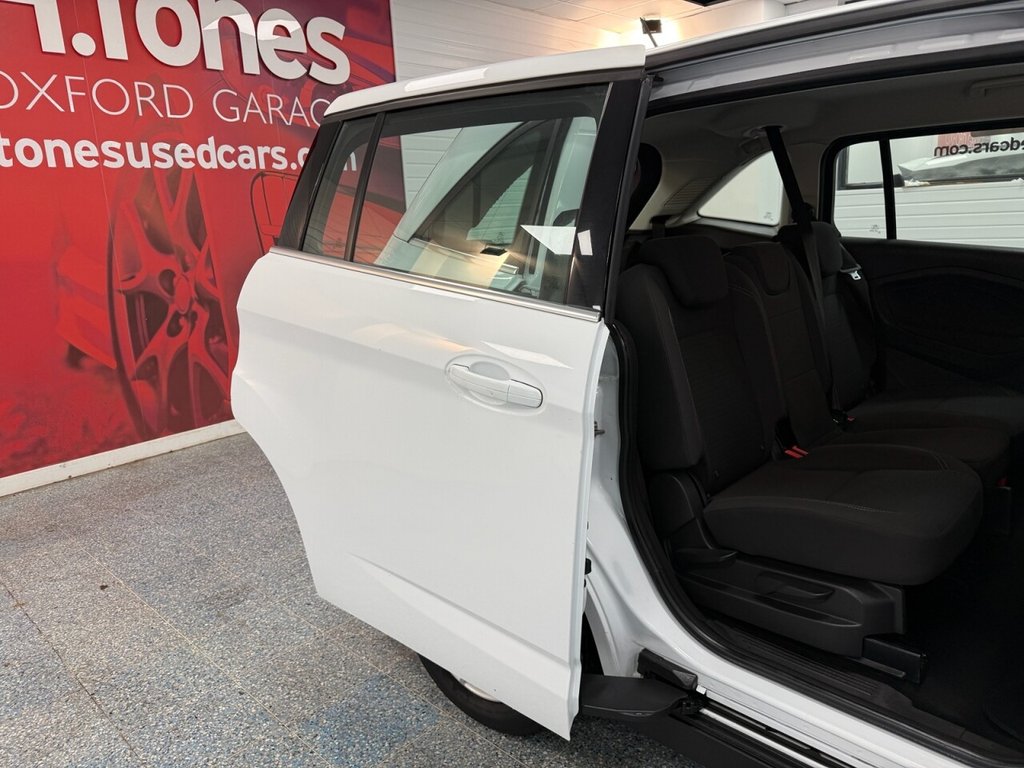 Used Ford Grand C-Max 2018 for sale - 76986251: Photo 6