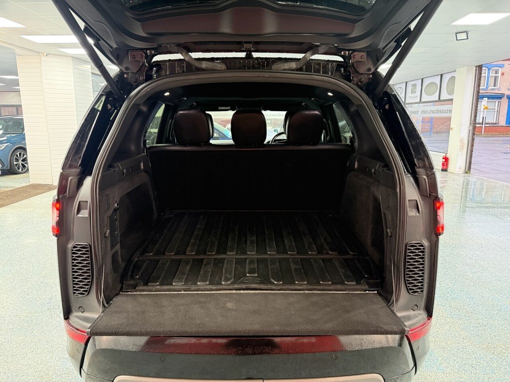 Used Land Rover Discovery 2018 for sale - 77463831: Photo 14