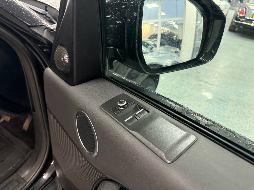 Used Land Rover Discovery 2018 for sale - 77463831: Photo 29