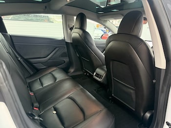 Used Tesla Model 3 2020 for sale - 78272302: Photo