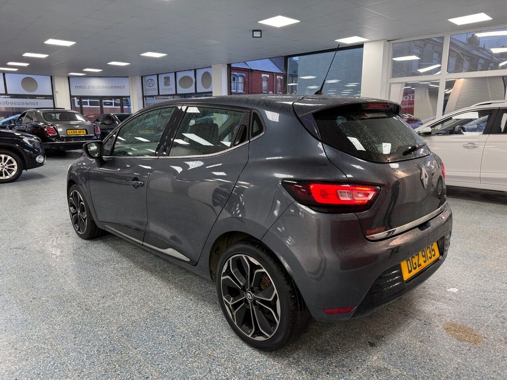 Used Renault Clio 2016 for sale - 76776597: Photo 12