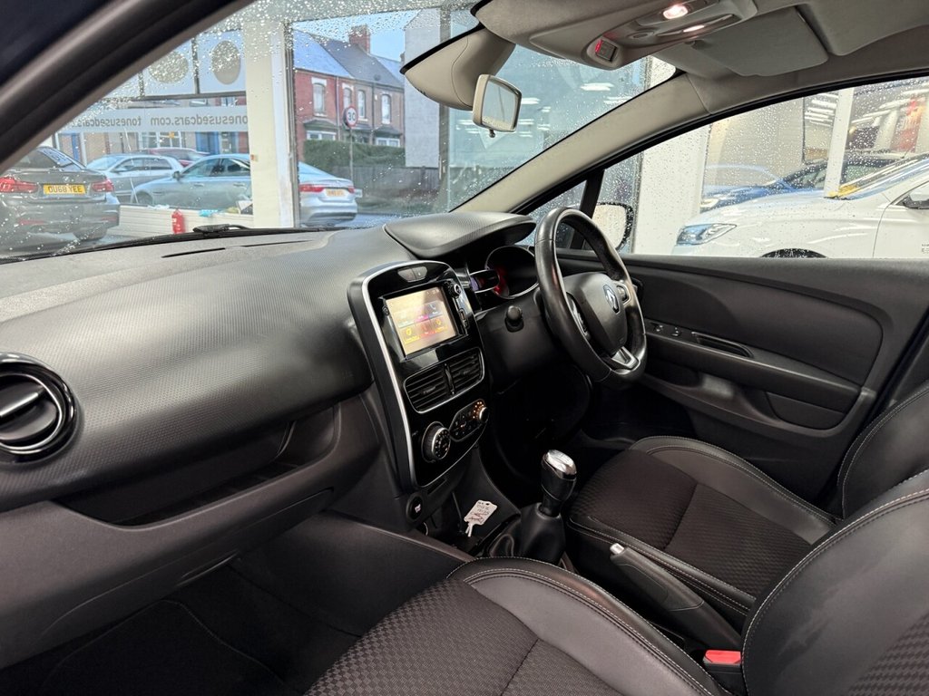 Used Renault Clio 2016 for sale - 76776597: Photo 14