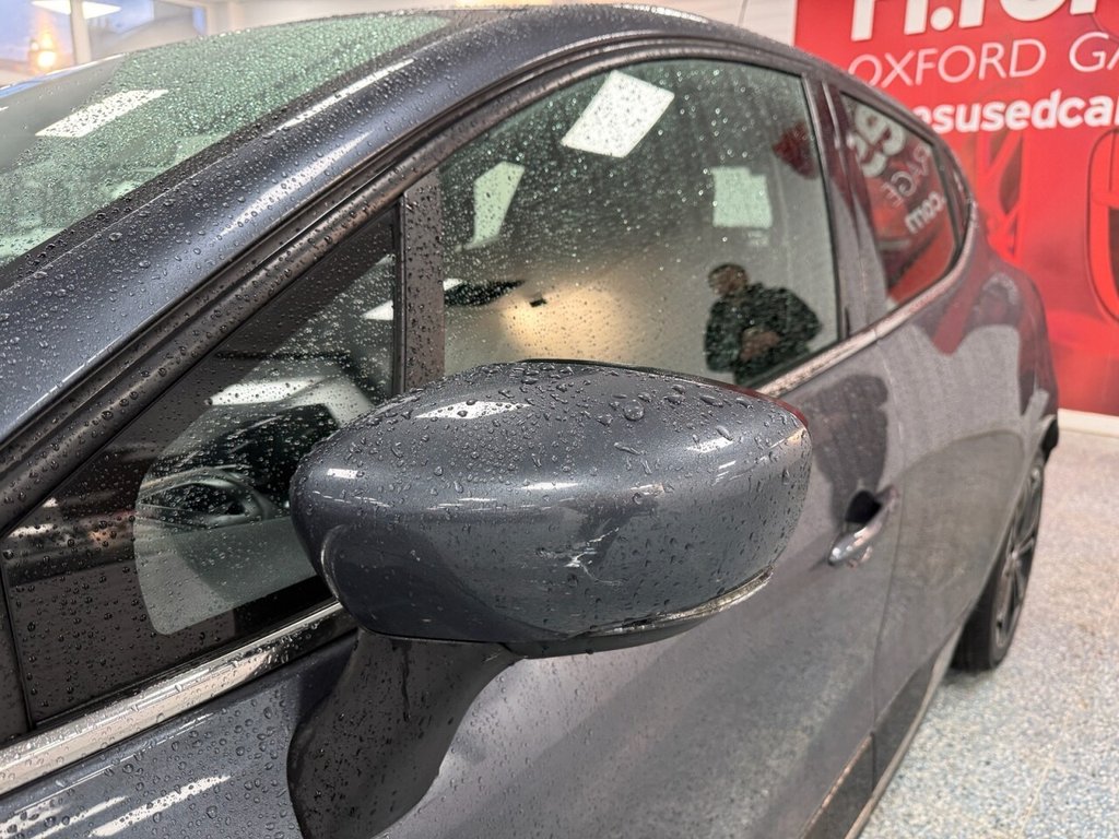 Used Renault Clio 2016 for sale - 76776597: Photo 18