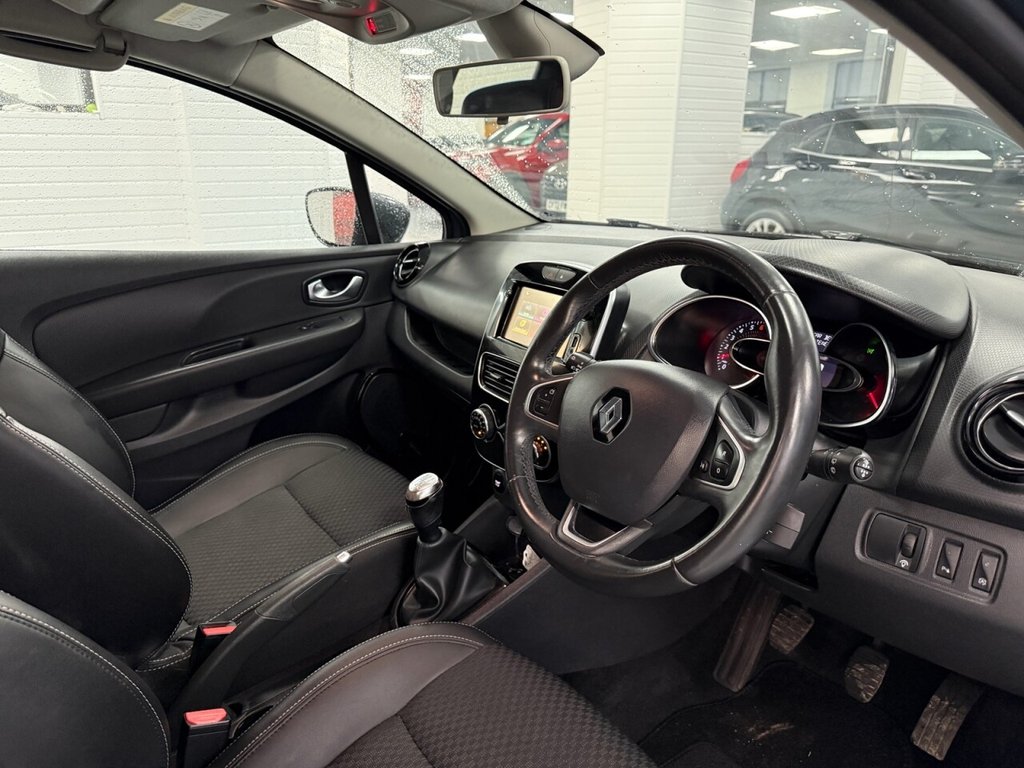 Used Renault Clio 2016 for sale - 76776597: Photo 24