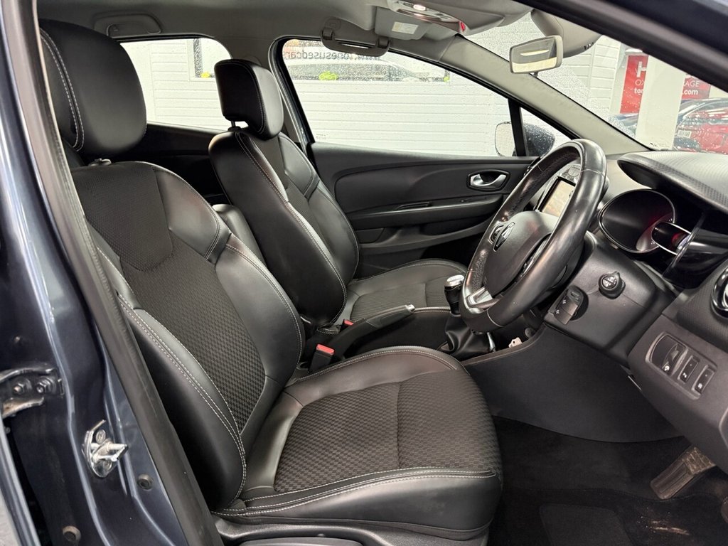 Used Renault Clio 2016 for sale - 76776597: Photo 25