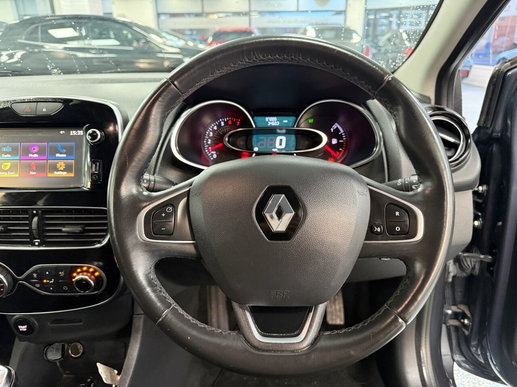 Used Renault Clio 2016 for sale - 76776597: Photo 28