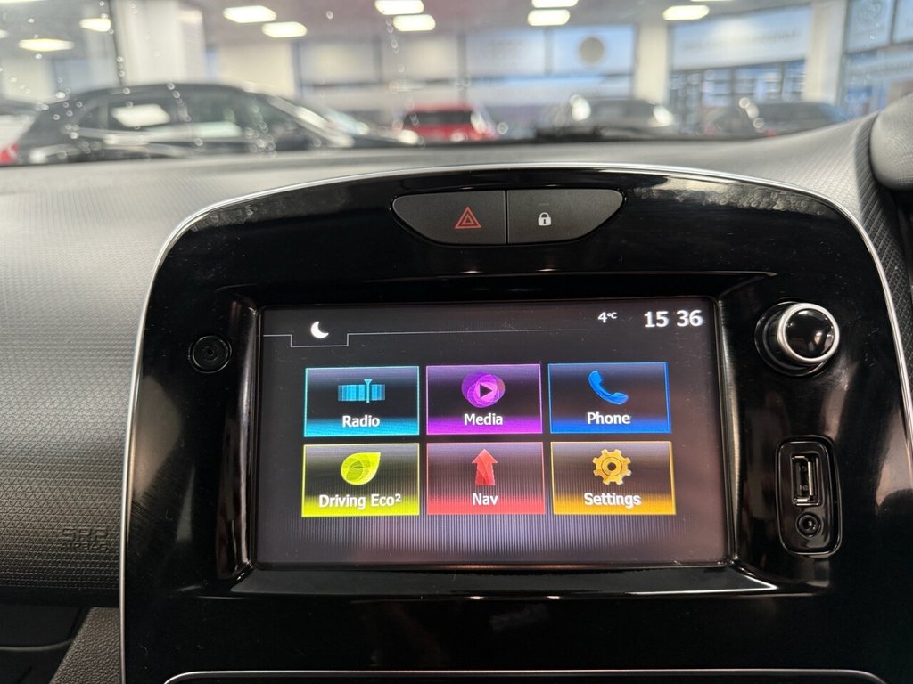 Used Renault Clio 2016 for sale - 76776597: Photo 32