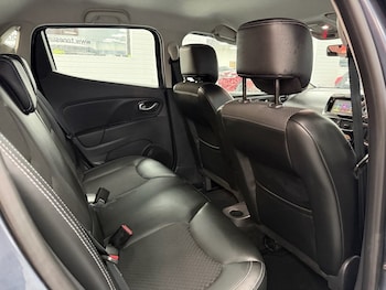 Used Renault Clio 2016 for sale - 76776597: Photo