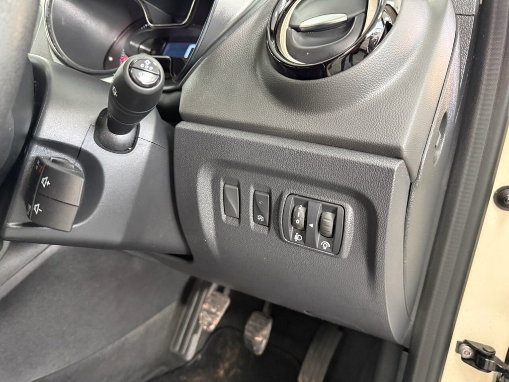 Used Renault Captur 2019 for sale - 76910303: Photo 27