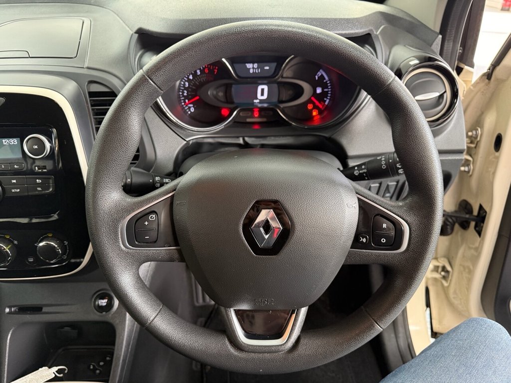 Used Renault Captur 2019 for sale - 76910303: Photo 28