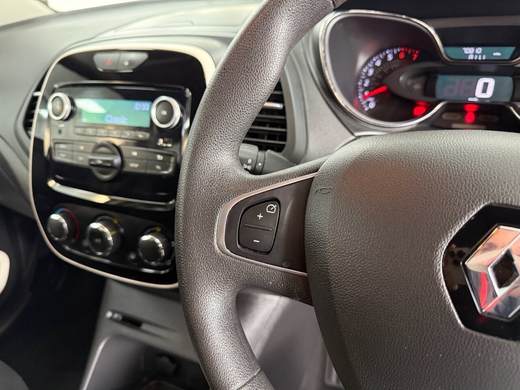 Used Renault Captur 2019 for sale - 76910303: Photo 29