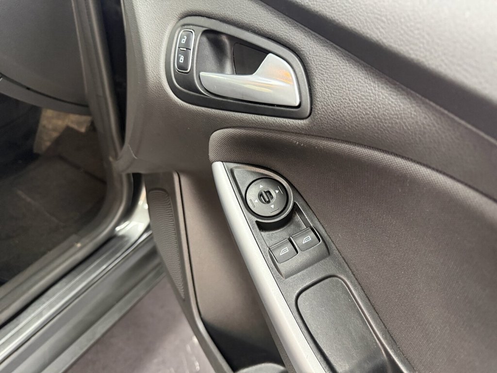 Used Ford Focus 2017 for sale - 78096440: Photo 23