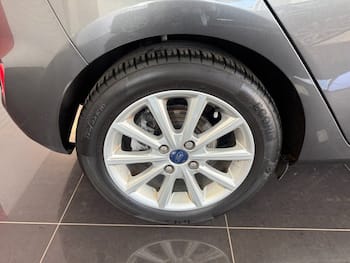 Used Ford Fiesta 2019 for sale - 79619338: Photo