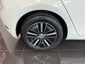 Used Volkswagen Golf 2019 for sale - 79466108: Photo