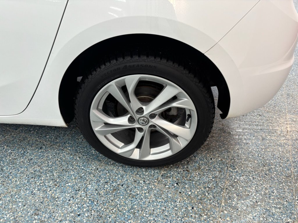 Used Vauxhall Astra 2019 for sale - 77250738: Photo 23