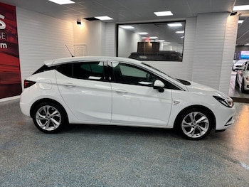 Used Vauxhall Astra 2019 for sale - 77250738: Photo