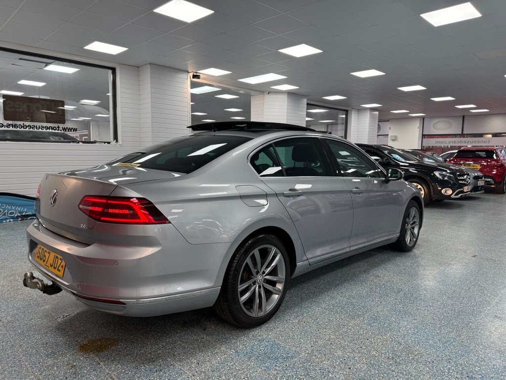 Used Volkswagen Passat 2017 for sale - 76776547: Photo 2