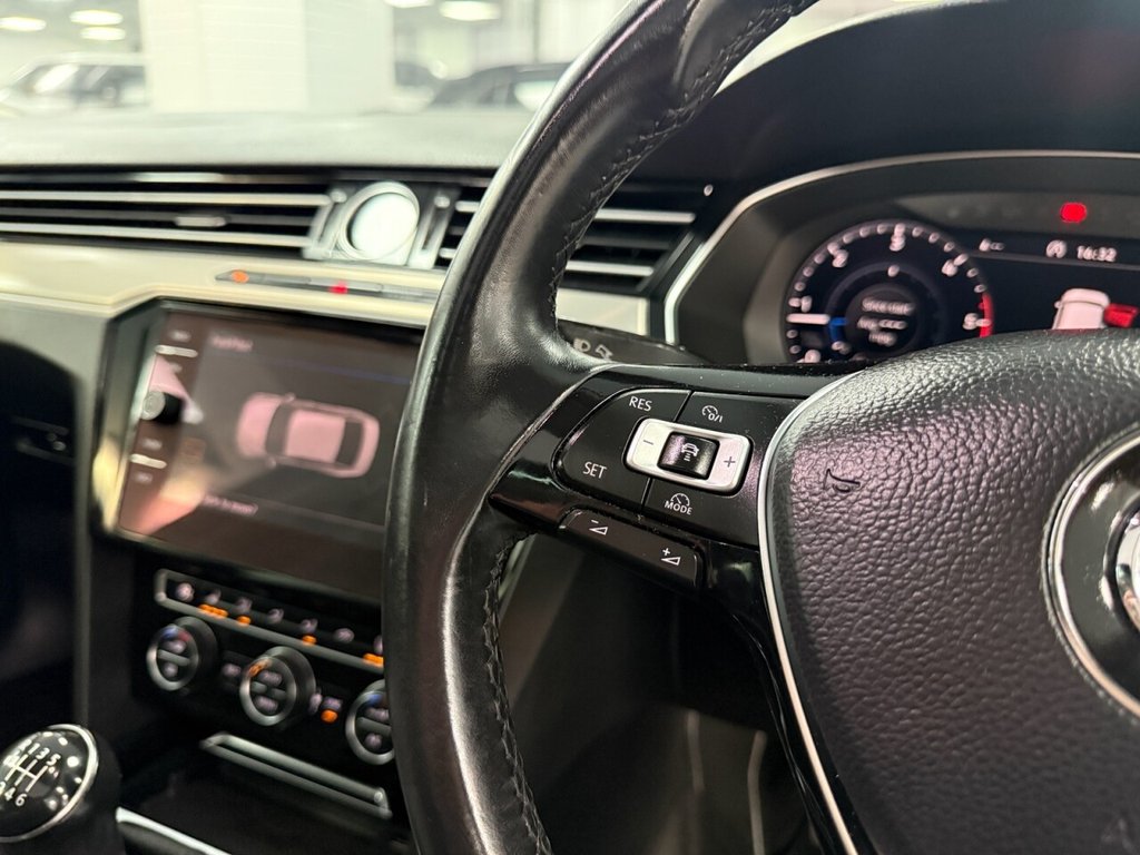 Used Volkswagen Passat 2017 for sale - 76776547: Photo 34