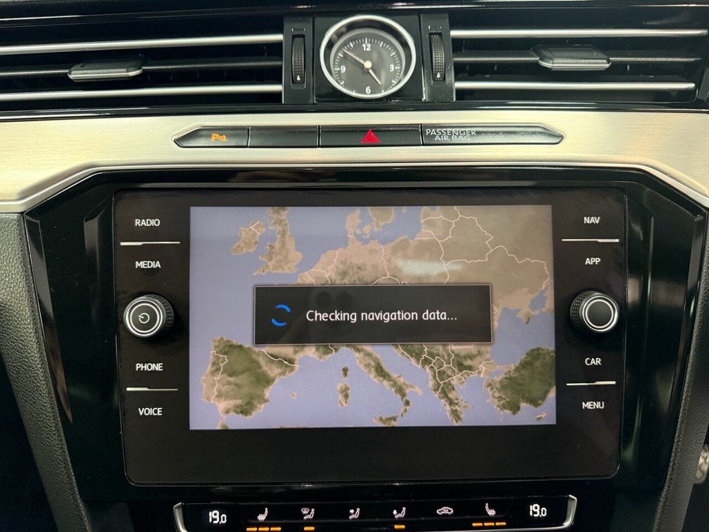 Used Volkswagen Passat 2017 for sale - 76776547: Photo 43