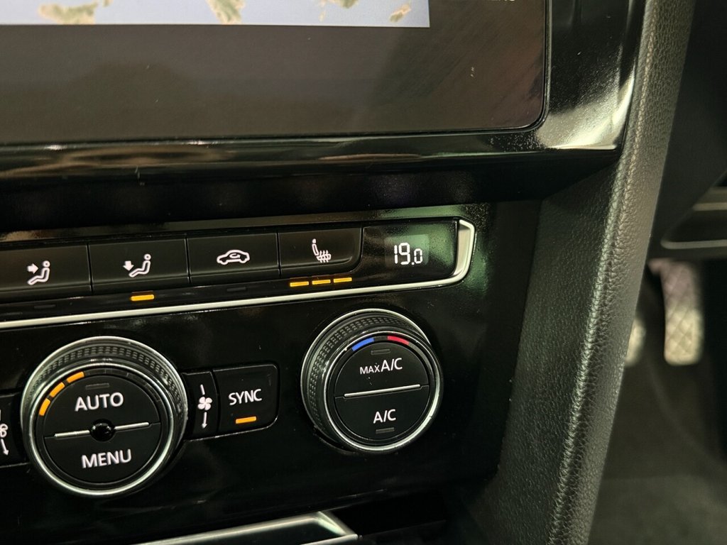 Used Volkswagen Passat 2017 for sale - 76776547: Photo 48