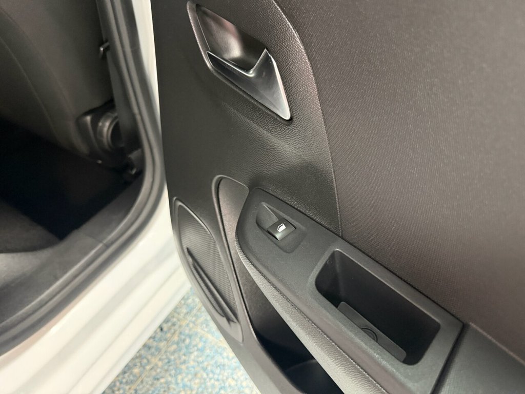 Used Vauxhall Corsa 2020 for sale - 77153659: Photo 6