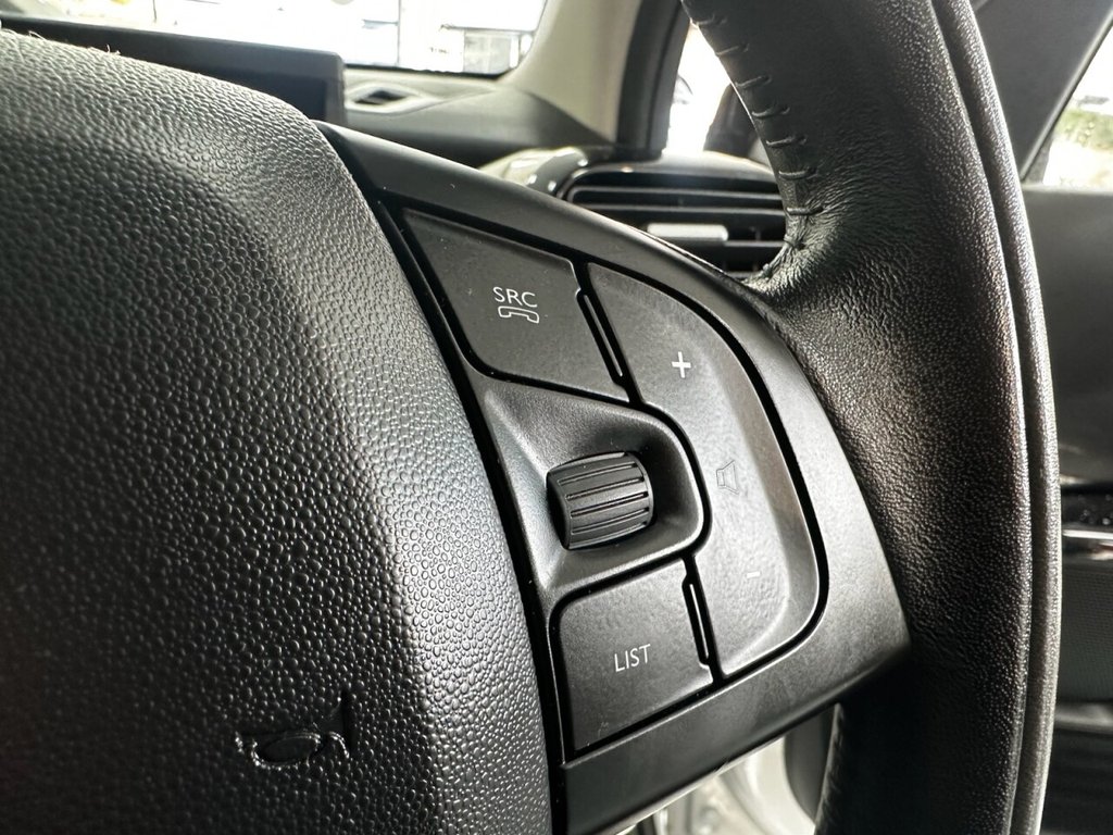 Used Citroen C4 Cactus 2017 for sale - 76776711: Photo 35