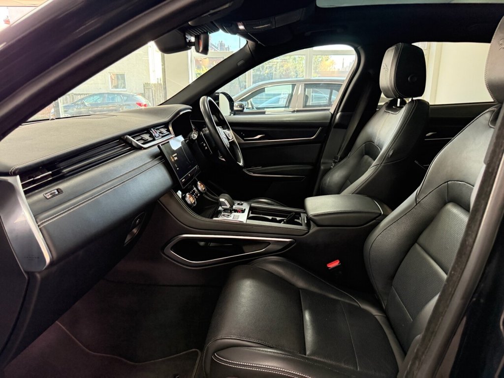 Used Jaguar F-Pace 2021 for sale - 78181632: Photo 18