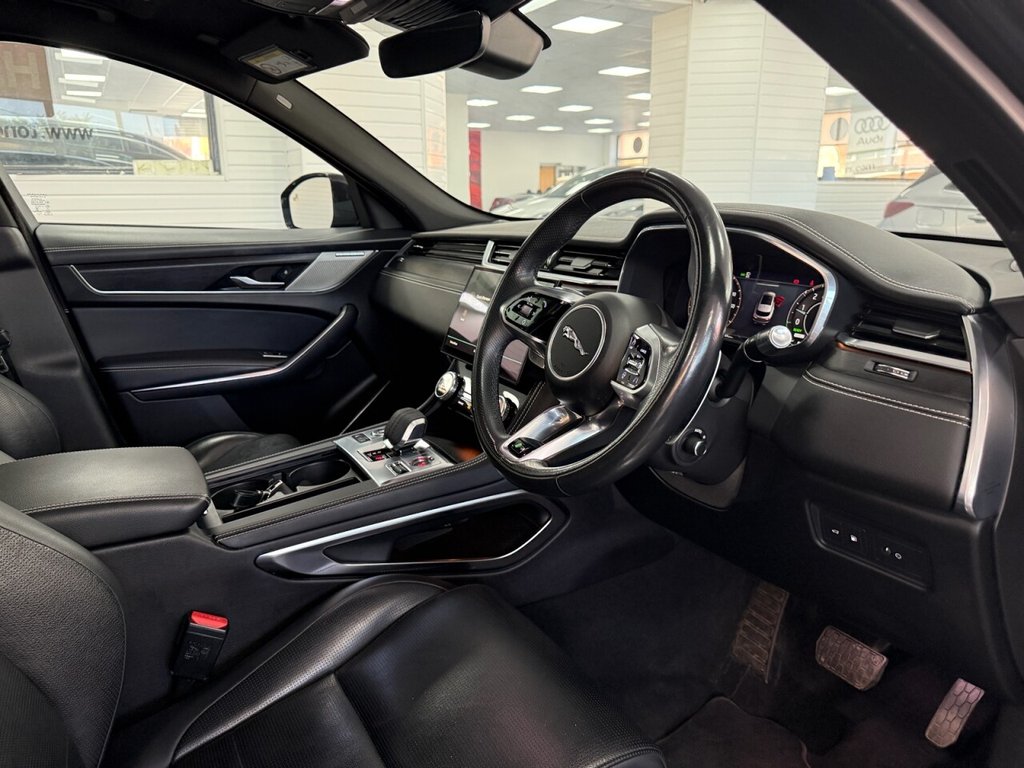 Used Jaguar F-Pace 2021 for sale - 78181632: Photo 28