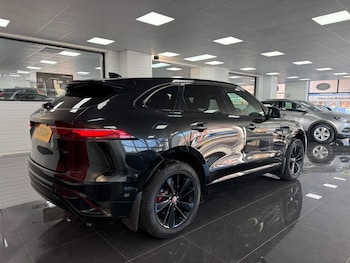 Used Jaguar F-Pace 2021 for sale - 78181632: Photo