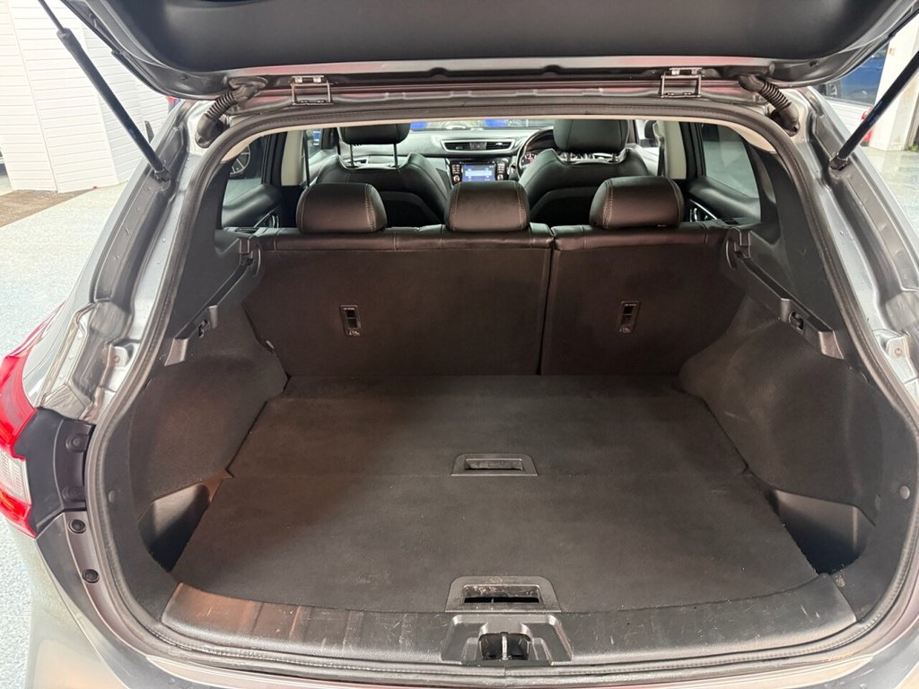 Used Nissan Qashqai 2018 for sale - 77356637: Photo 11