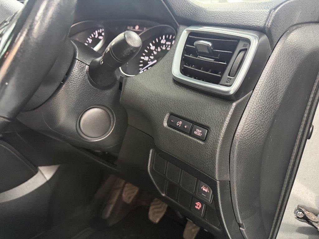 Used Nissan Qashqai 2018 for sale - 77356637: Photo 31