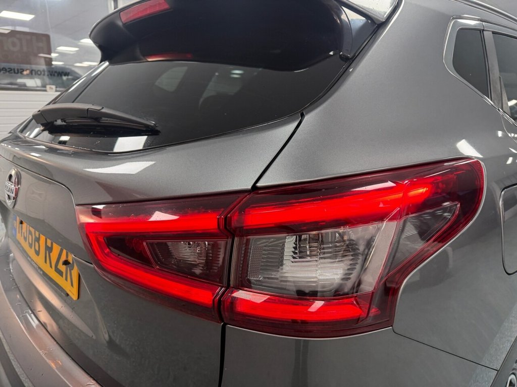 Used Nissan Qashqai 2018 for sale - 77356637: Photo 8