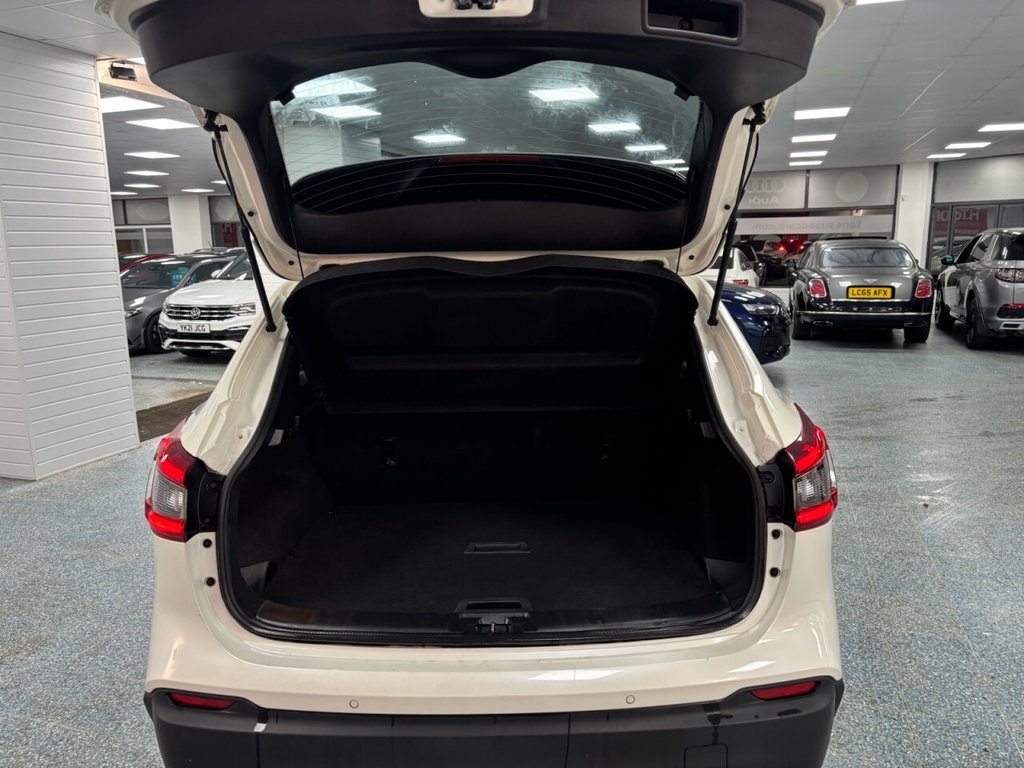 Used Nissan Qashqai 2018 for sale - 77276398: Photo 16