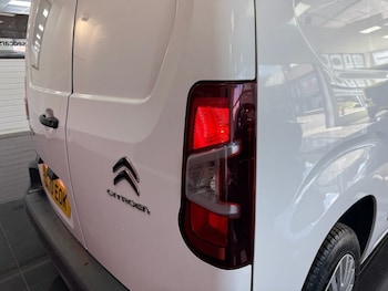 Used Citroen Berlingo 2021 for sale - 78514296: Photo