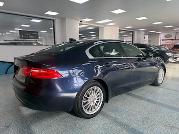 Used Jaguar XE 2018 for sale - 76776579: Photo