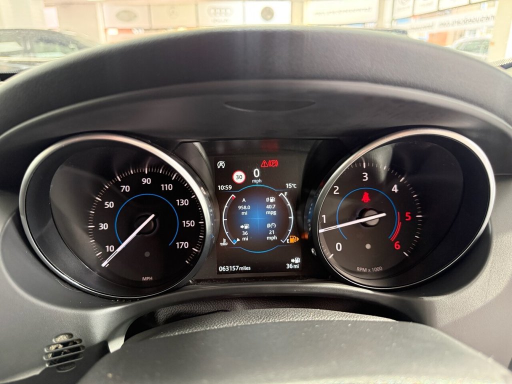 Used Jaguar XE 2018 for sale - 76776579: Photo 34