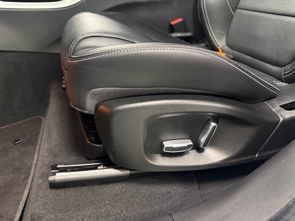 Used Jaguar F-Pace 2020 for sale - 76792249: Photo 16