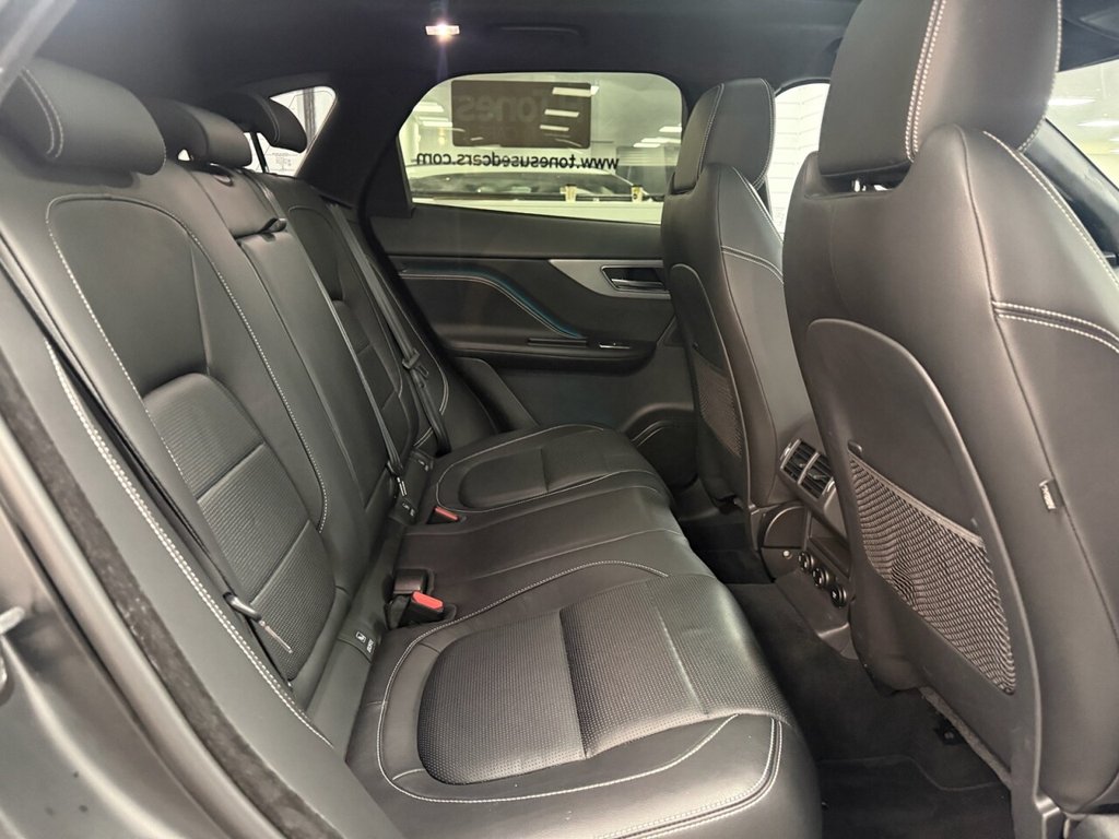 Used Jaguar F-Pace 2020 for sale - 76792249: Photo 3