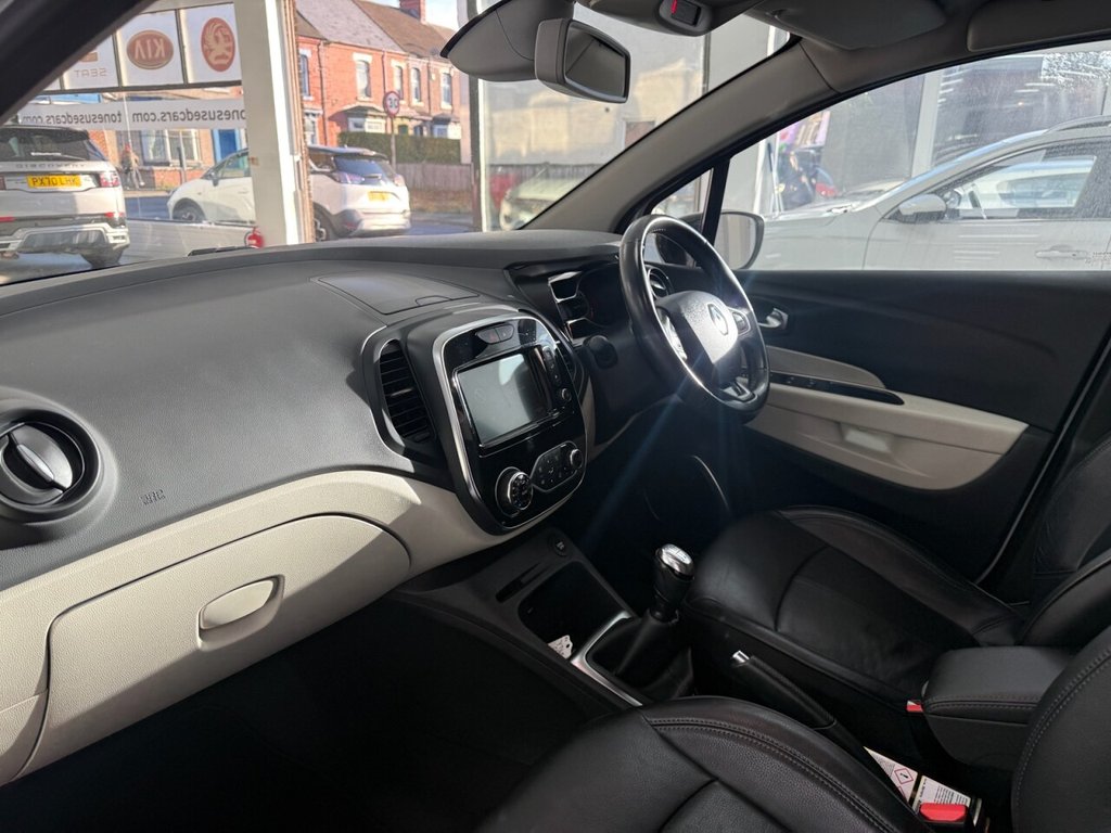 Used Renault Captur 2018 for sale - 77084094: Photo 15
