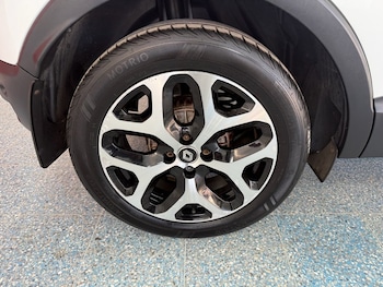 Used Renault Captur 2018 for sale - 77084094: Photo