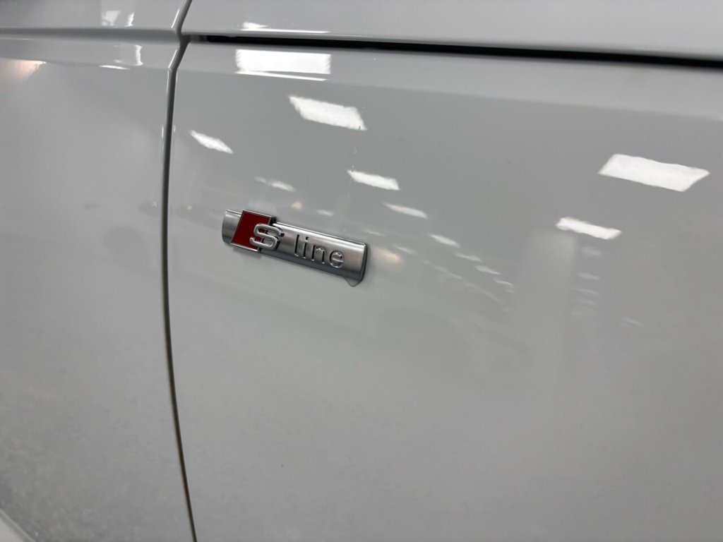 Used Audi A4 2017 for sale - 77302376: Photo 13