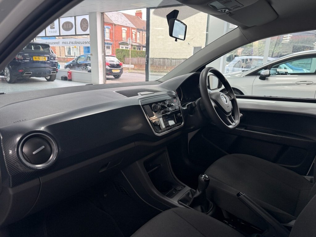 Used Volkswagen up! 2018 for sale - 76776679: Photo 12