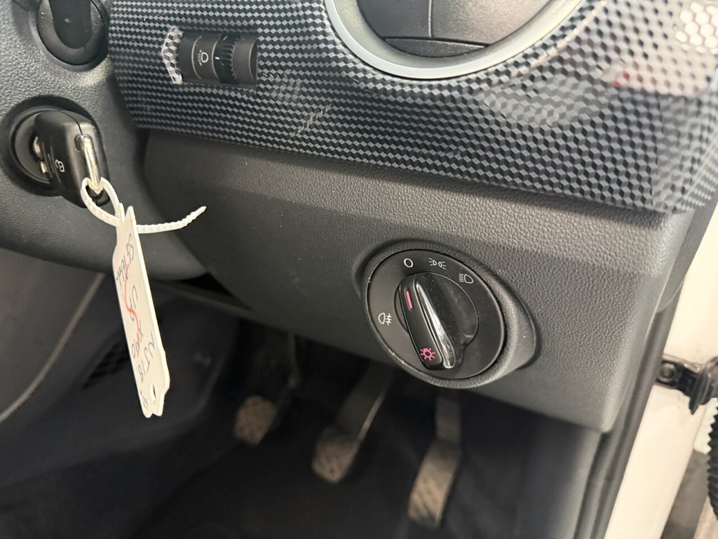 Used Volkswagen up! 2018 for sale - 76776679: Photo 24