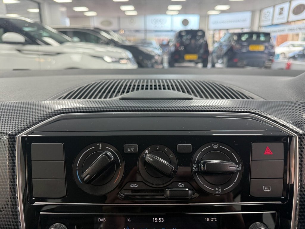 Used Volkswagen up! 2018 for sale - 76776679: Photo 27