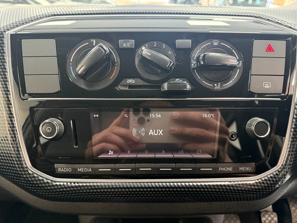 Used Volkswagen up! 2018 for sale - 76776679: Photo 30