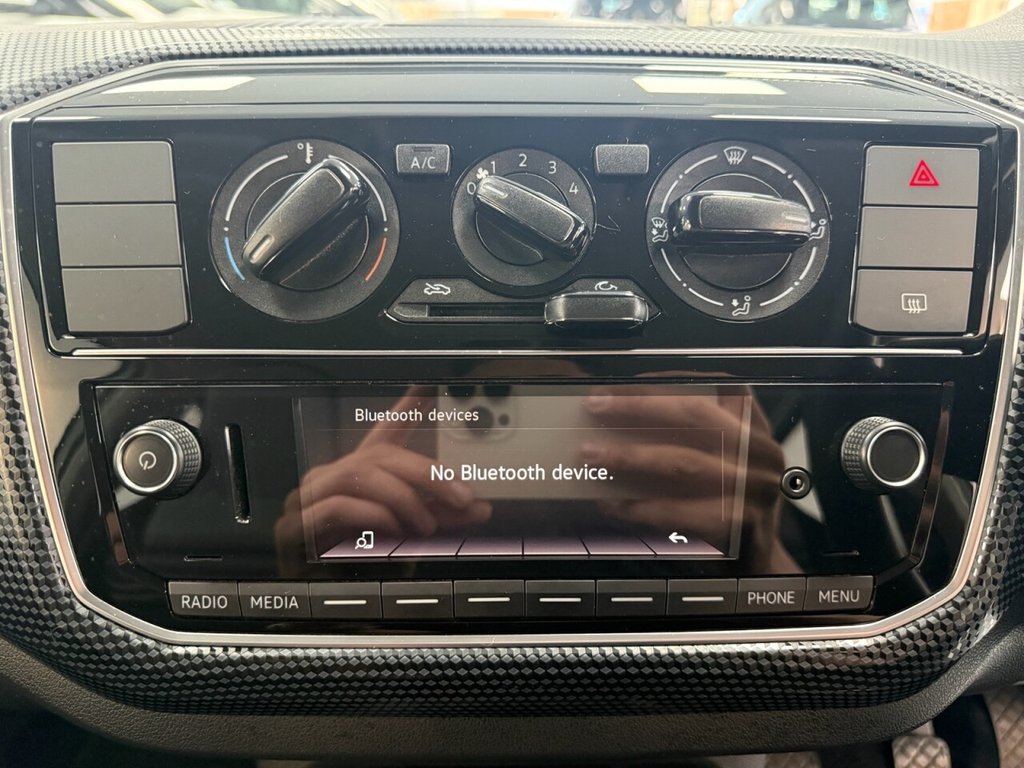 Used Volkswagen up! 2018 for sale - 76776679: Photo 31