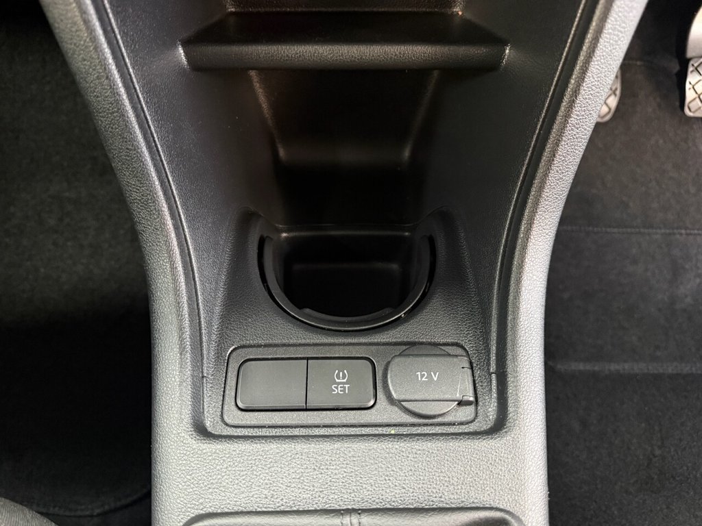 Used Volkswagen up! 2018 for sale - 76776679: Photo 34