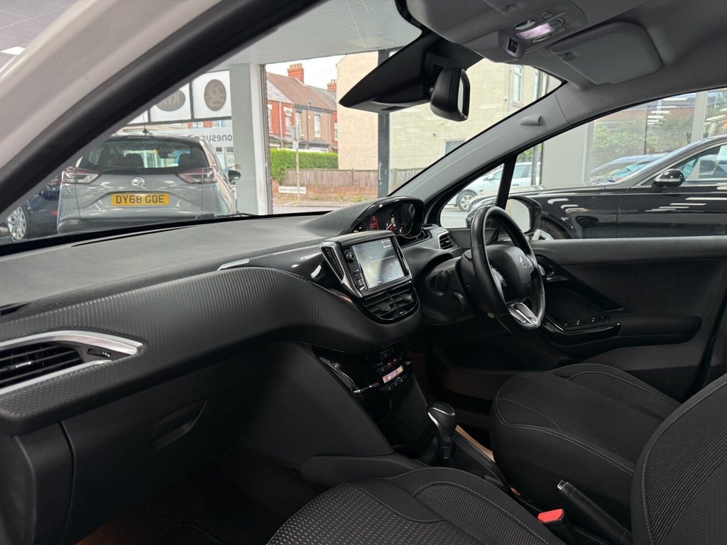 Used Peugeot 208 2019 for sale - 76776623: Photo 11